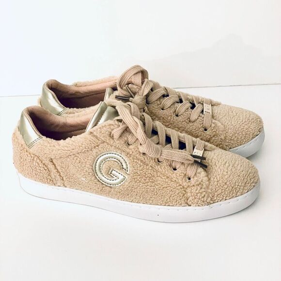 NWT Gorgeous GBG GUESS Los Angeles 10 Beetroot Tan Fur Furry Cushioned Sneakers - Picture 1 of 12